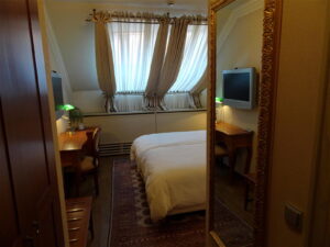 Soba grofov Lesliejev - 303 - Hotel Mitra Ptuj