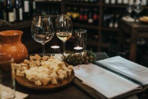 Degustacija vina in sira v vinski kleti Osterberger - Hotel Mitra Ptuj